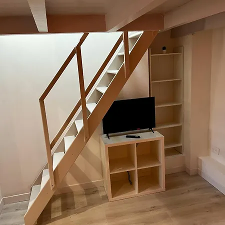Notre Dame Apartment